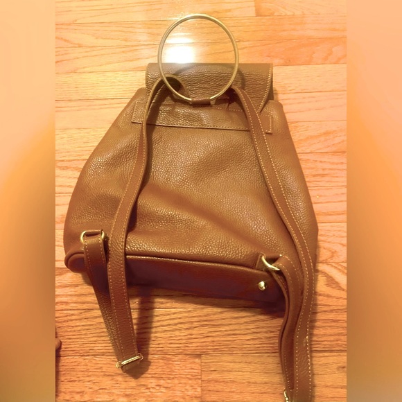 Anna Morelinni leather backpack - Picture 8 of 10